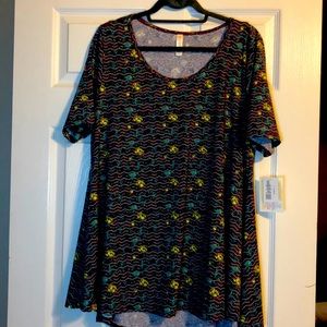 NWT LuLaRoe shirt size Large